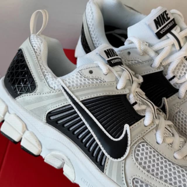 Nike W Zoom Vomero 5 3