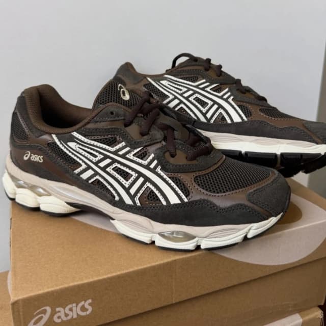 Asics GEL-NYC 9